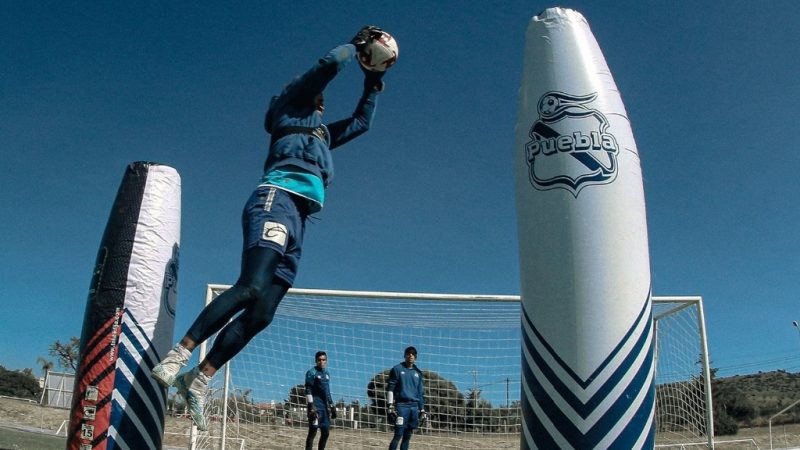 Dos jugadores del Club Puebla dan positivo a Covid-19