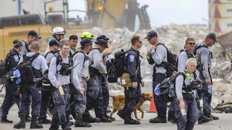 Búsqueda en los escombros en Miami, pasan del rescate a la recuperación