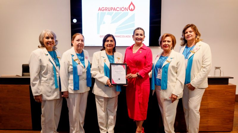 Diputada Ely Sallard acerca plática a mujeres para fomentar la prevención del cáncer de mama y cervicouterino