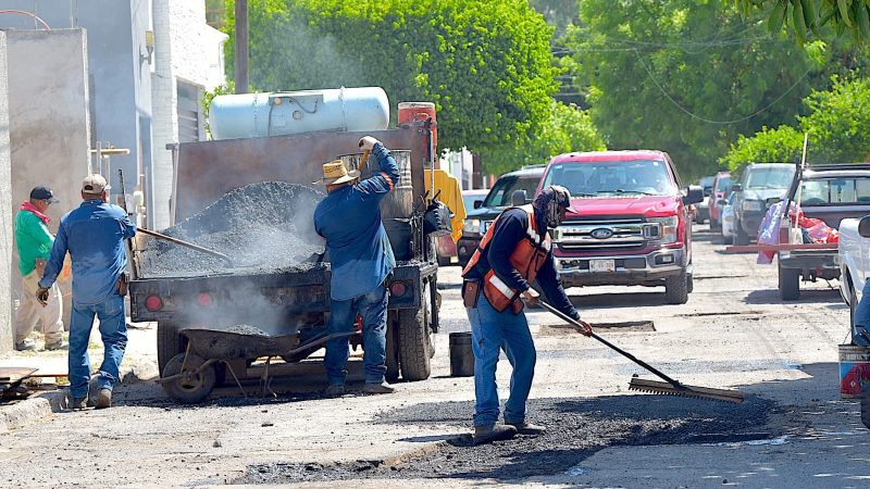 Realiza Ayuntamiento de Hermosillo jornada intensa de bacheo en 19 colonias